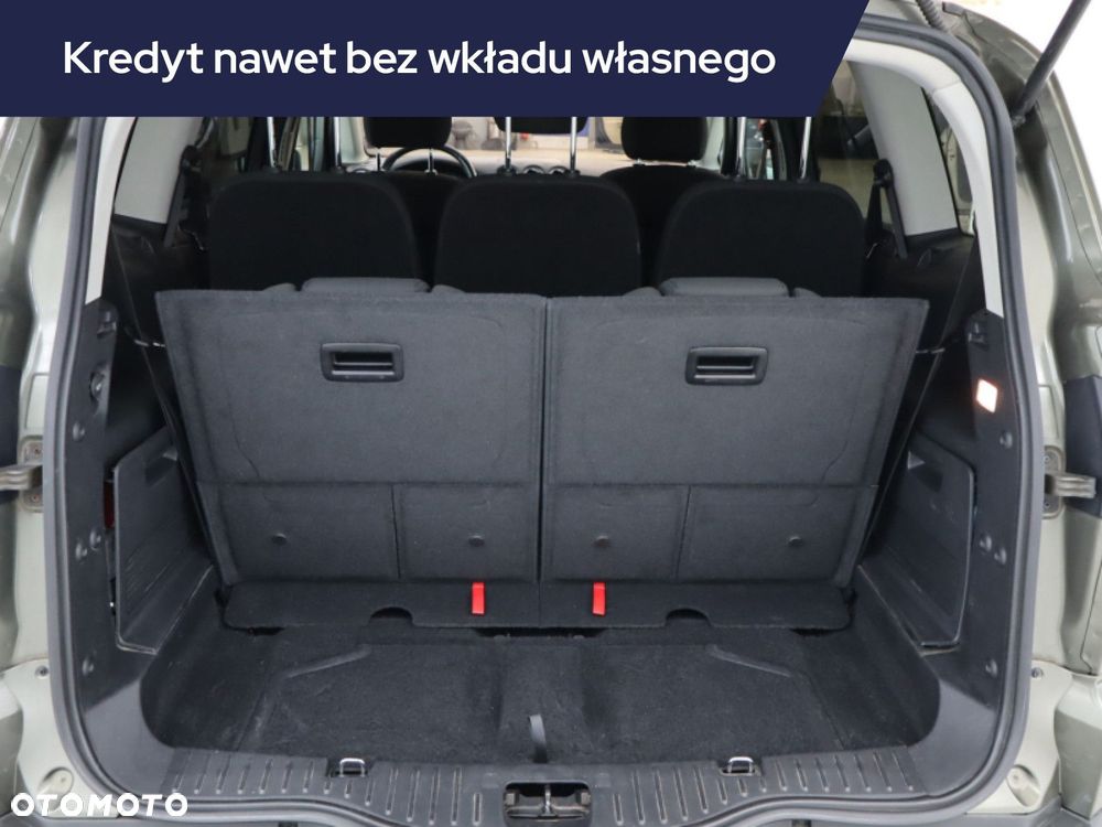 Ford S-Max - 19