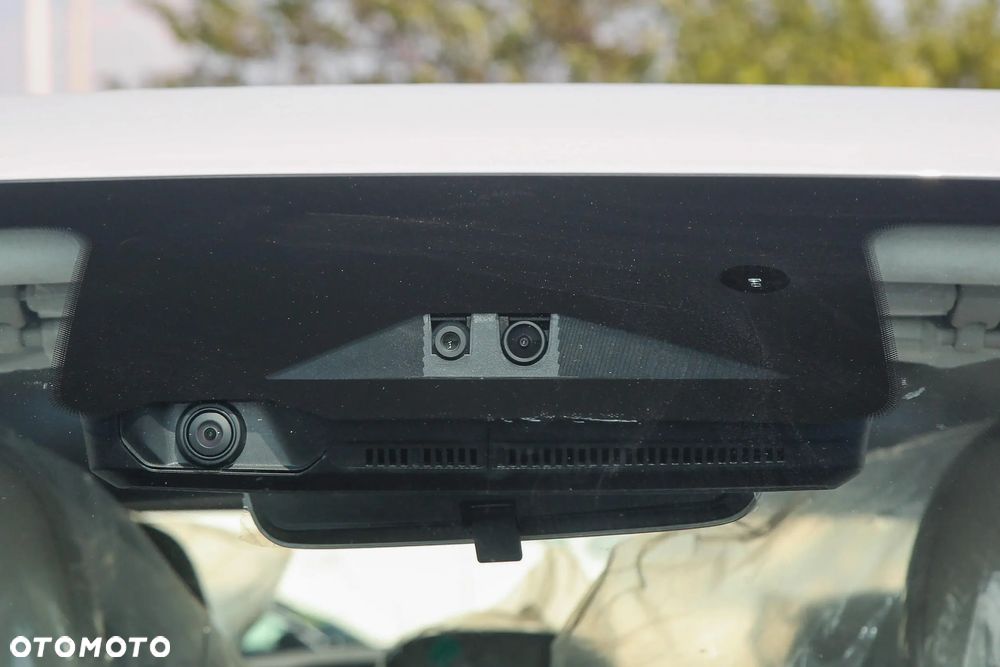 Omoda 9 1.5 Super Hybrid Exclusive AWD - 13