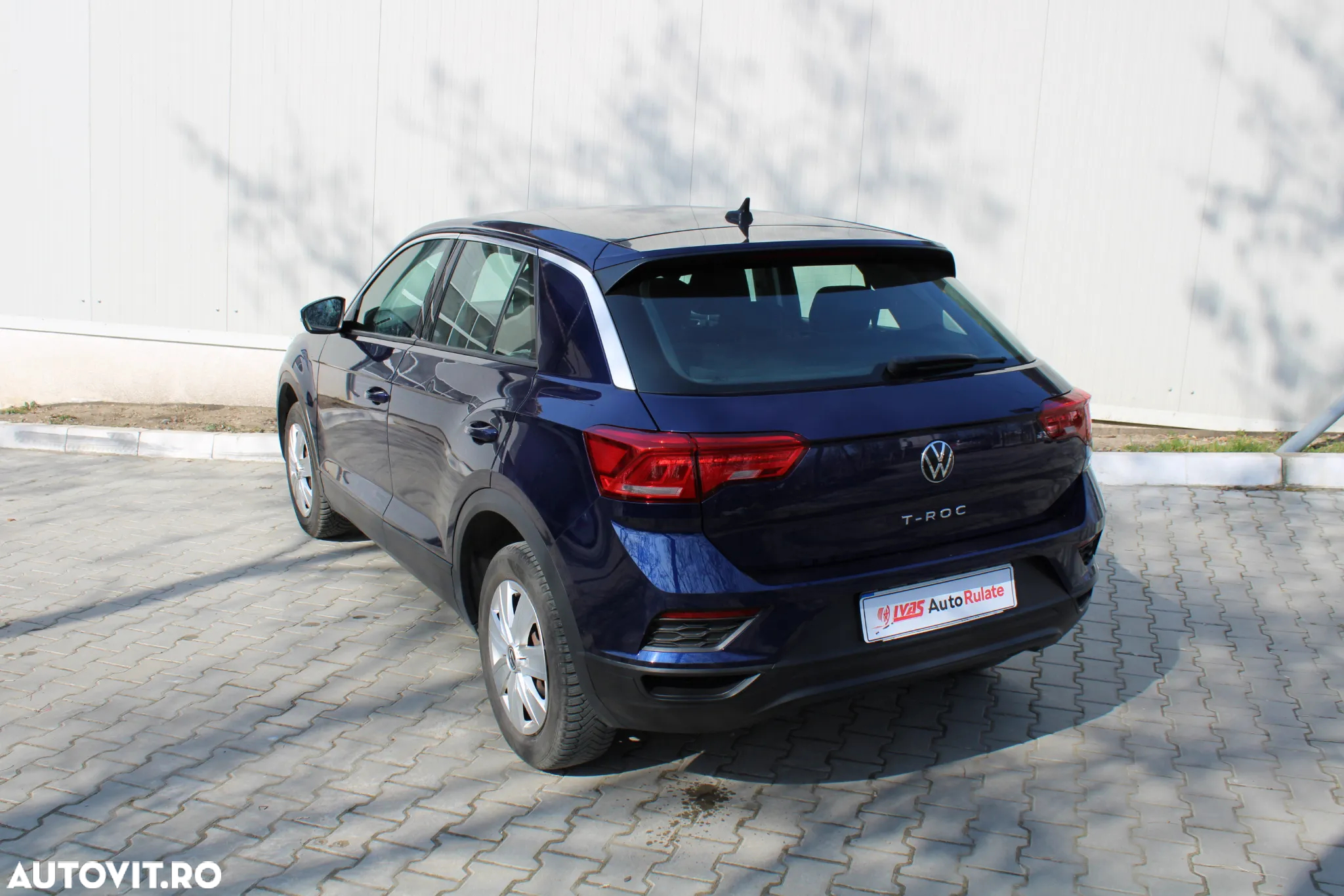 Volkswagen T-ROC 1.0 TSI Base - 3