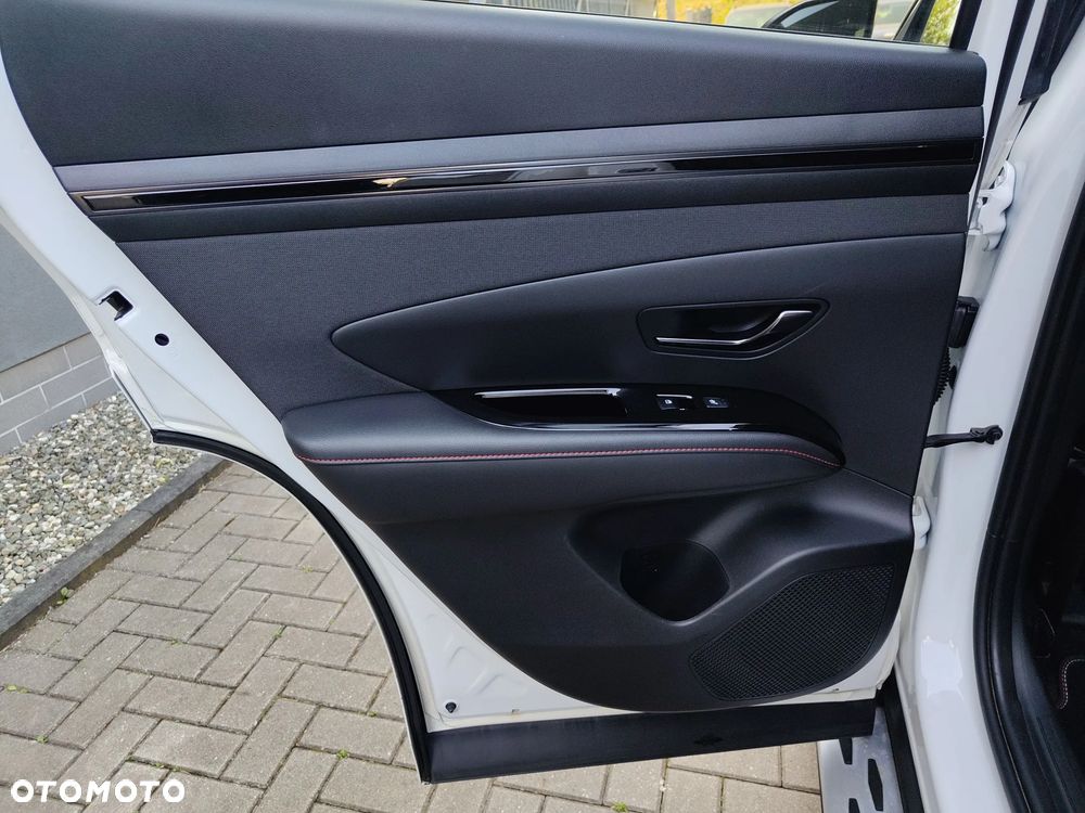 Hyundai Tucson 1.6 T-GDi HEV N Line 4WD - 24