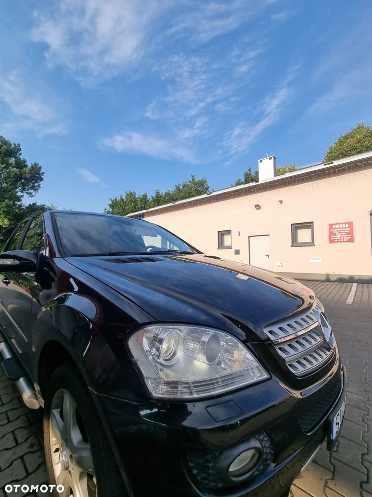 Mercedes-Benz ML - 12