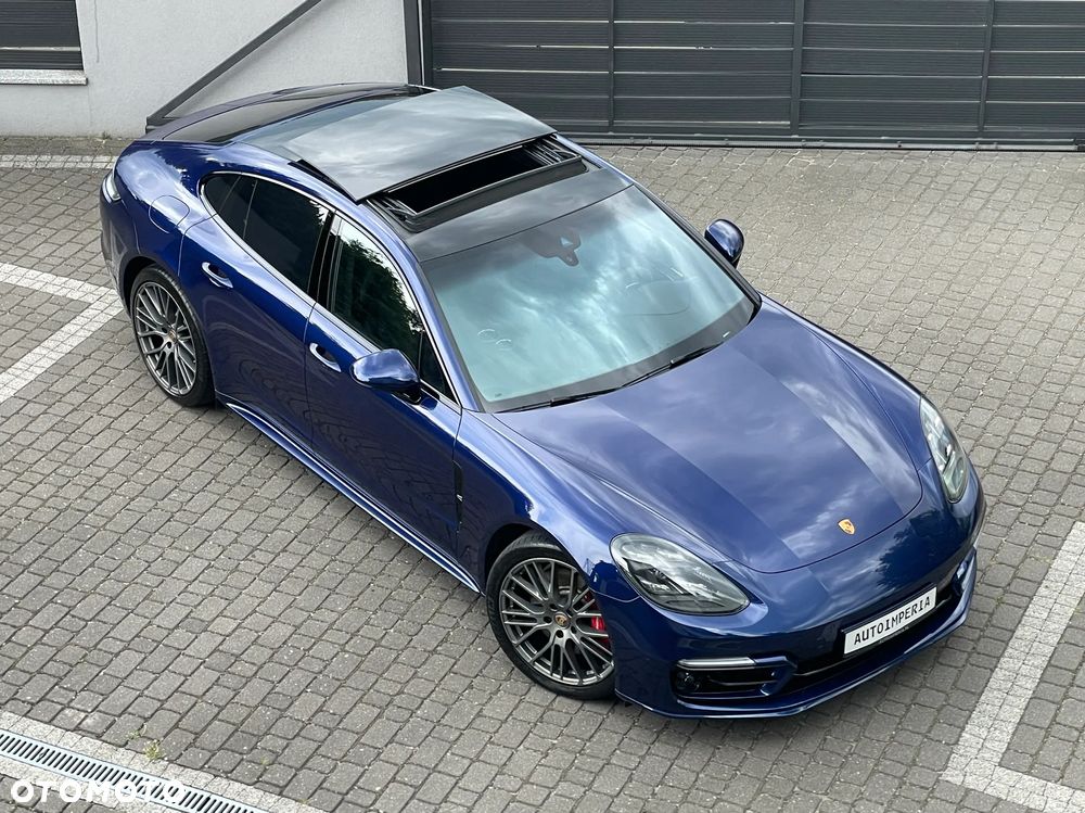 Porsche Panamera GTS - 1