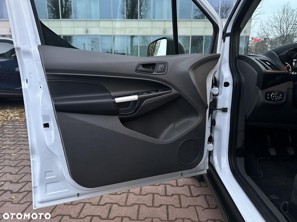 Ford Transit Connect - 9