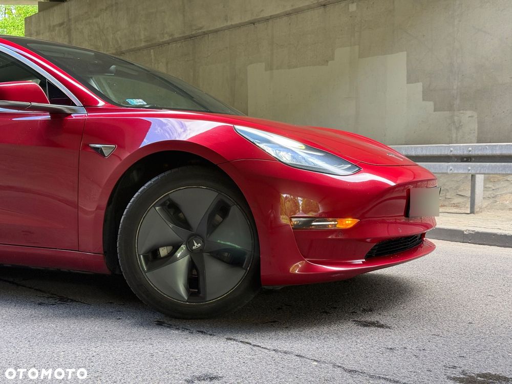 Tesla Model 3 - 9