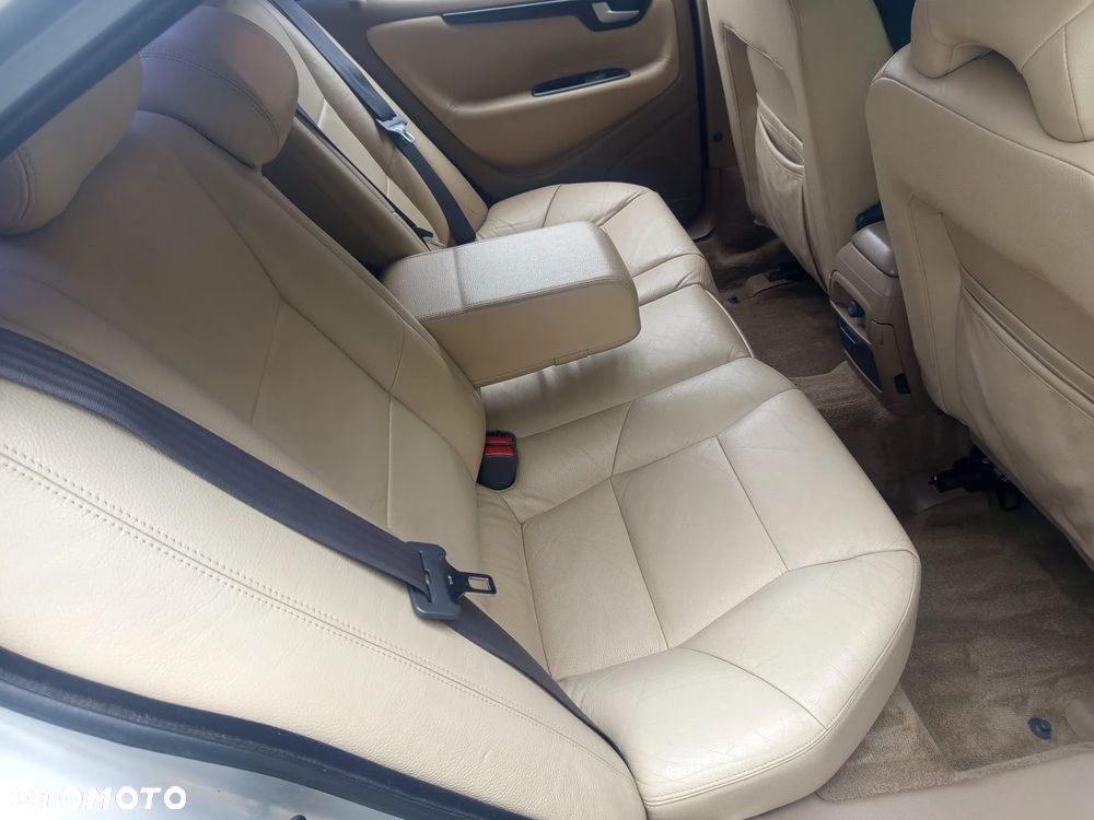 Volvo S60 2.4 T AWD Optima - 22
