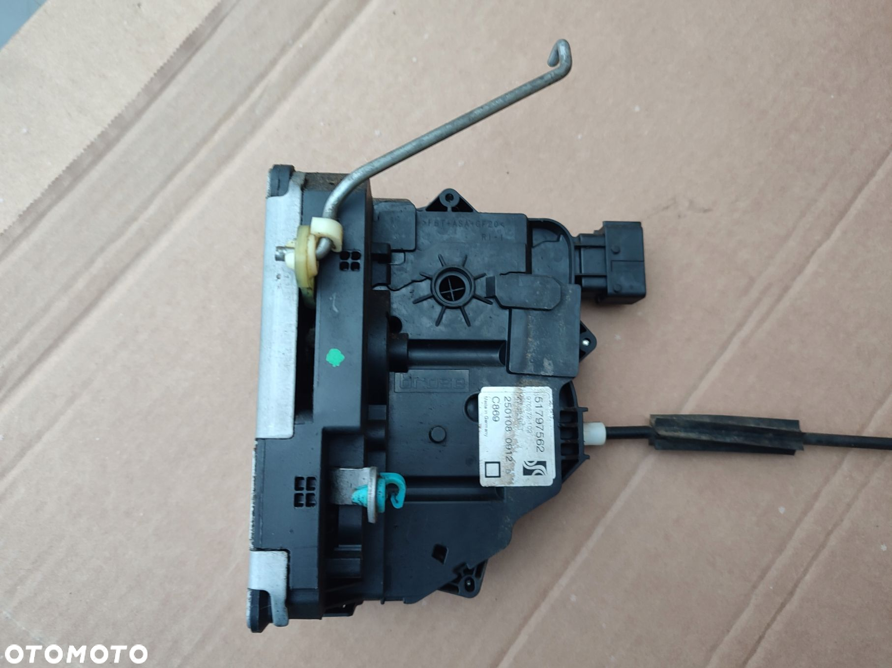 Zamek drzwi prawy przód FIAT GRANDE PUNTO EUROPA 3D 115 TYS PRZEBIEGU - 2