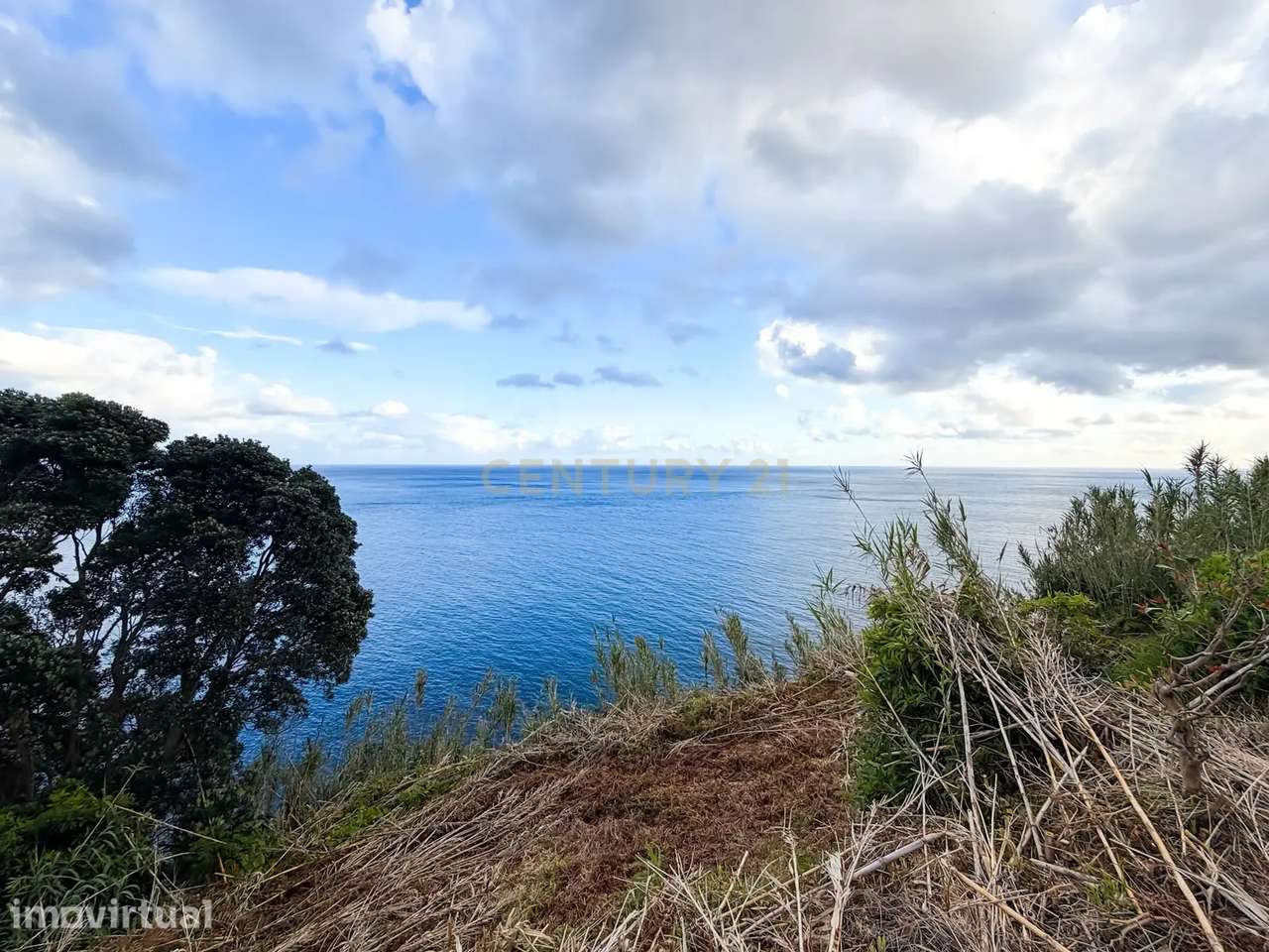 Oportunidade Única | Moradia com Vista Mar e Projeto Aprovado em Ponta - Grande imagem: 3/30