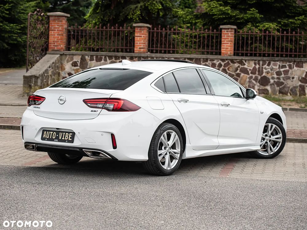 Opel Insignia - 14