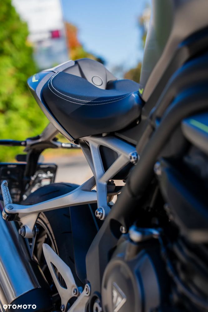 Triumph Speed Triple - 28