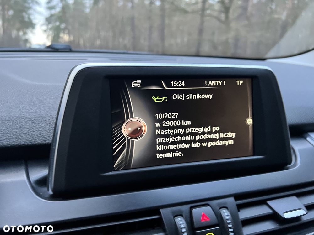 BMW Seria 2 216d - 36