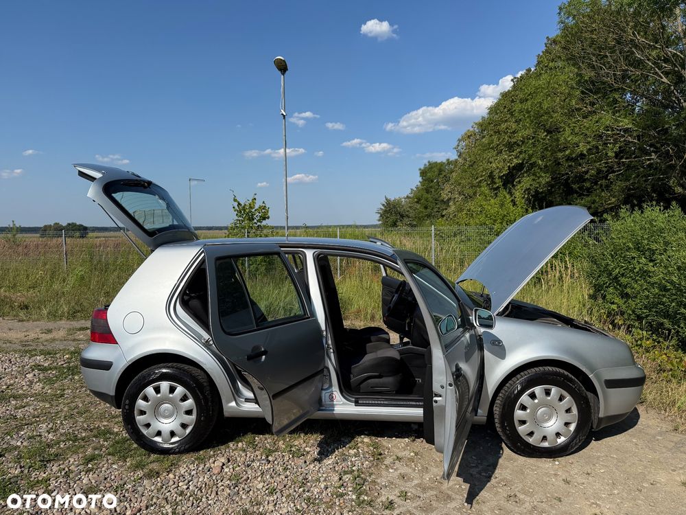 Volkswagen Golf 1.6 Automatik Edition - 19