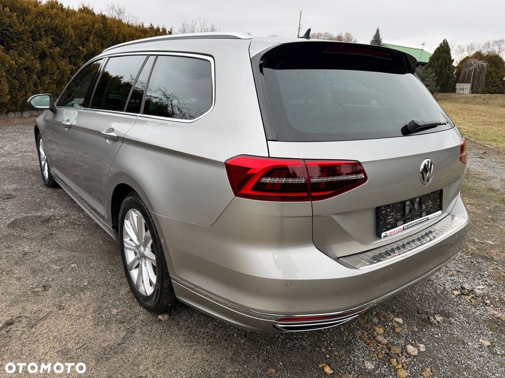 Volkswagen Passat 2.0 TDI SCR DSG Highline - 22
