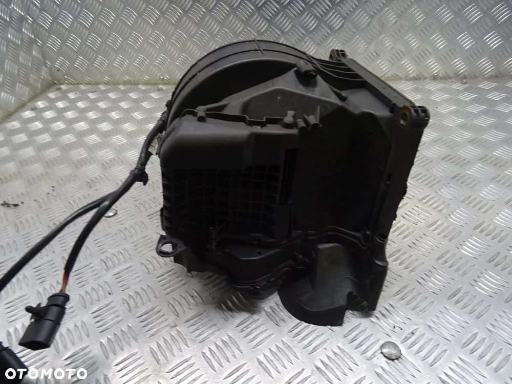AUDI A6 C6 KOMBI 04-07 4.2 V8 NAGRZEWNICA 4F0820155E - 1