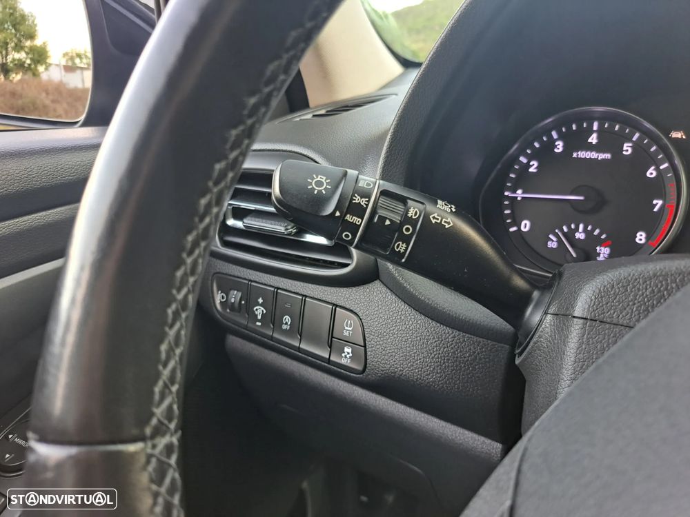 Hyundai i30 SW 1.0 T-GDI 48V-Hybrid DCT Select - 16