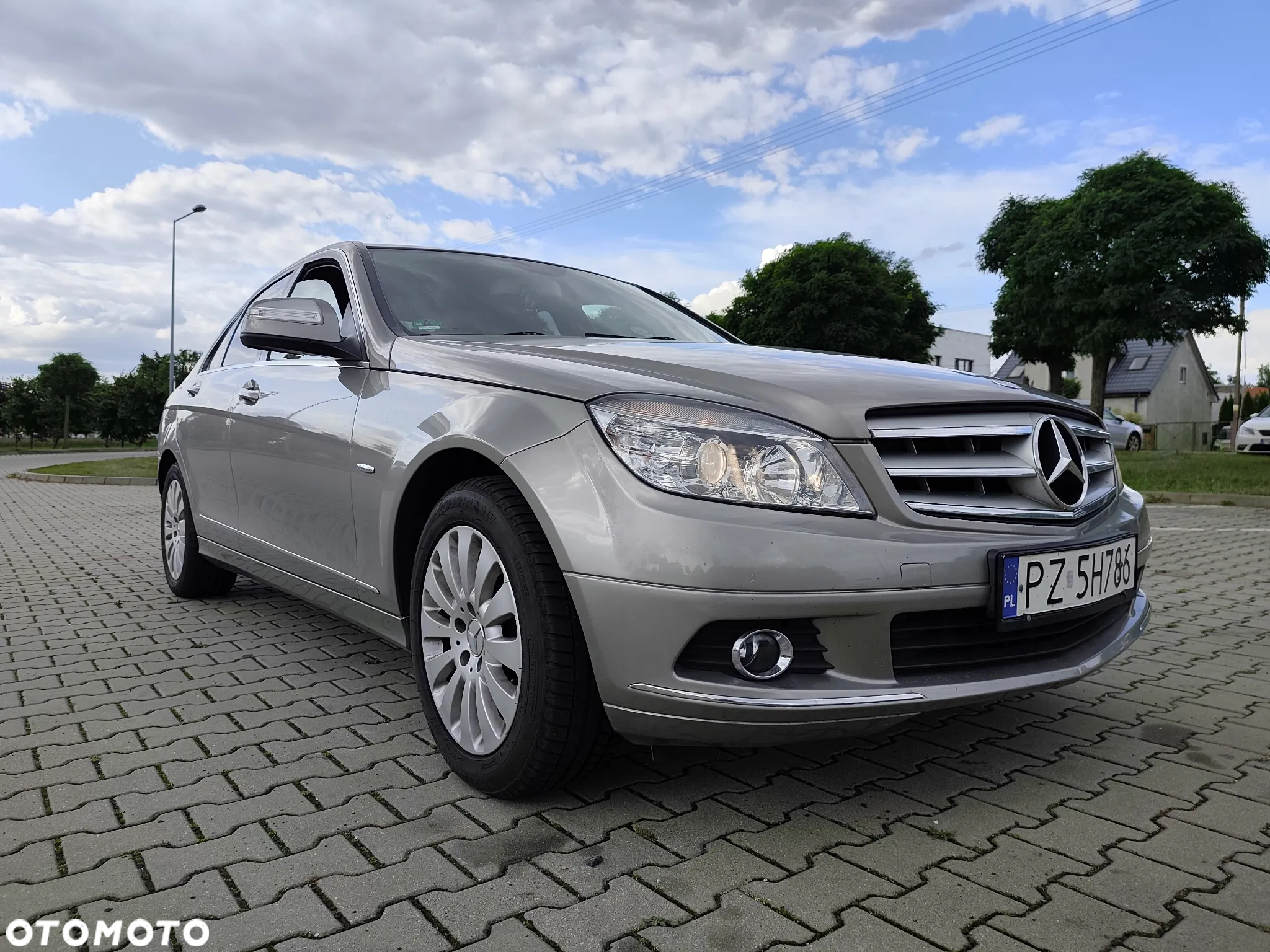 Mercedes-Benz Klasa C 200 T CGI Automatik BlueEFFICIENCY Elegance - 12