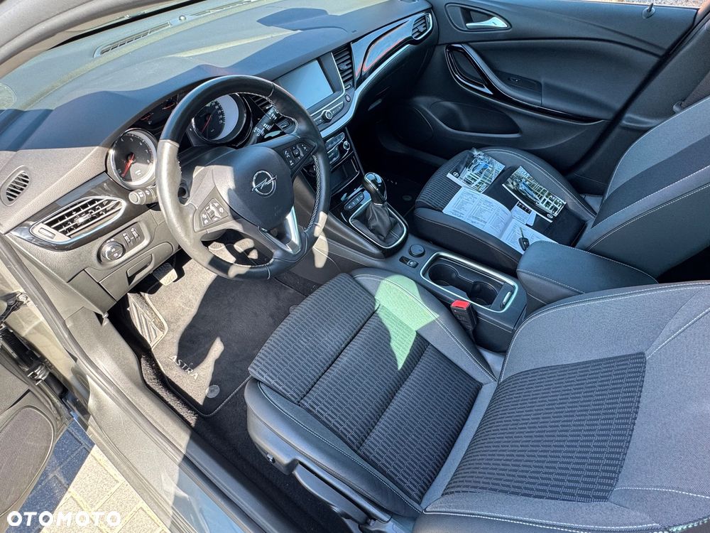 Opel Astra 1.2 Turbo Business Elegance - 10