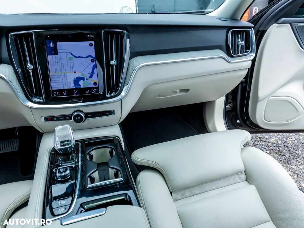 Volvo V60 T6 AWD Recharge Geartronic Inscription - 21