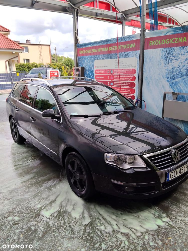 Volkswagen Passat 2.0 TDI DPF Comfortline DSG - 1