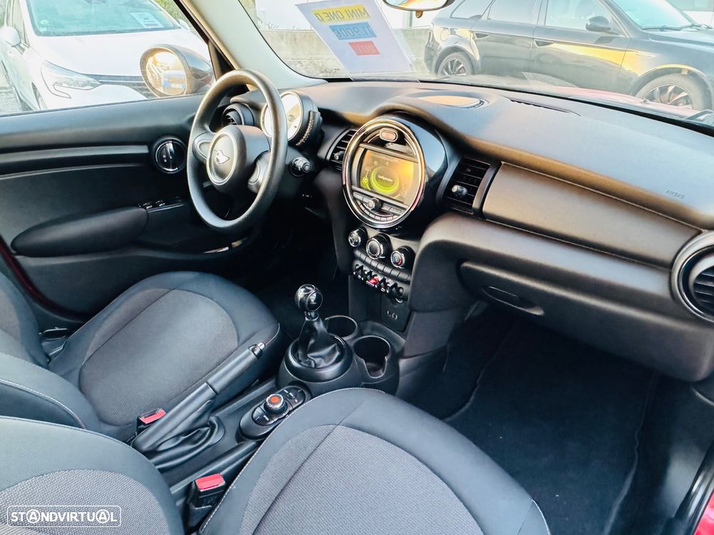 MINI 5 Portas One D - 6