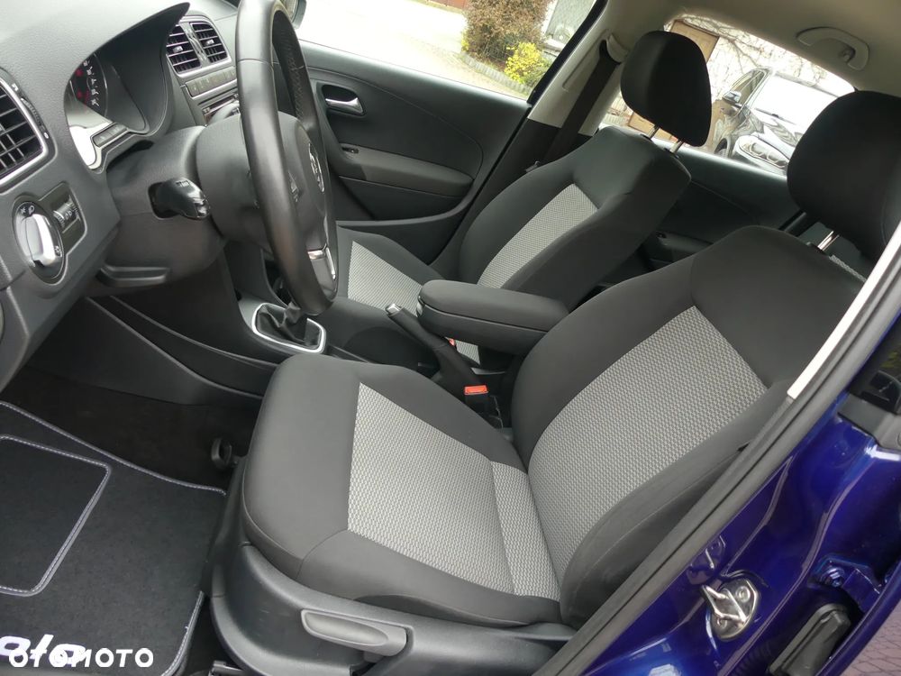 Volkswagen Polo - 8