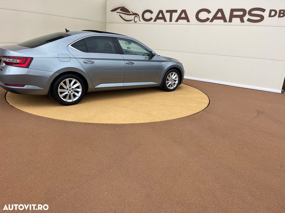 Skoda Superb 2.0 TDI 4X4 DSG Style - 15