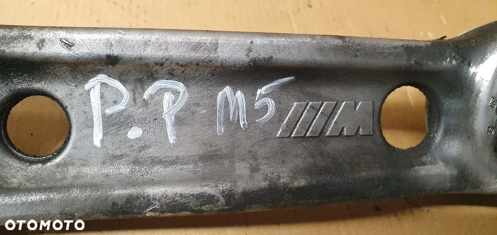 Wahacz prawy przód przedni prawy BMW M5 G30 F90 - 8