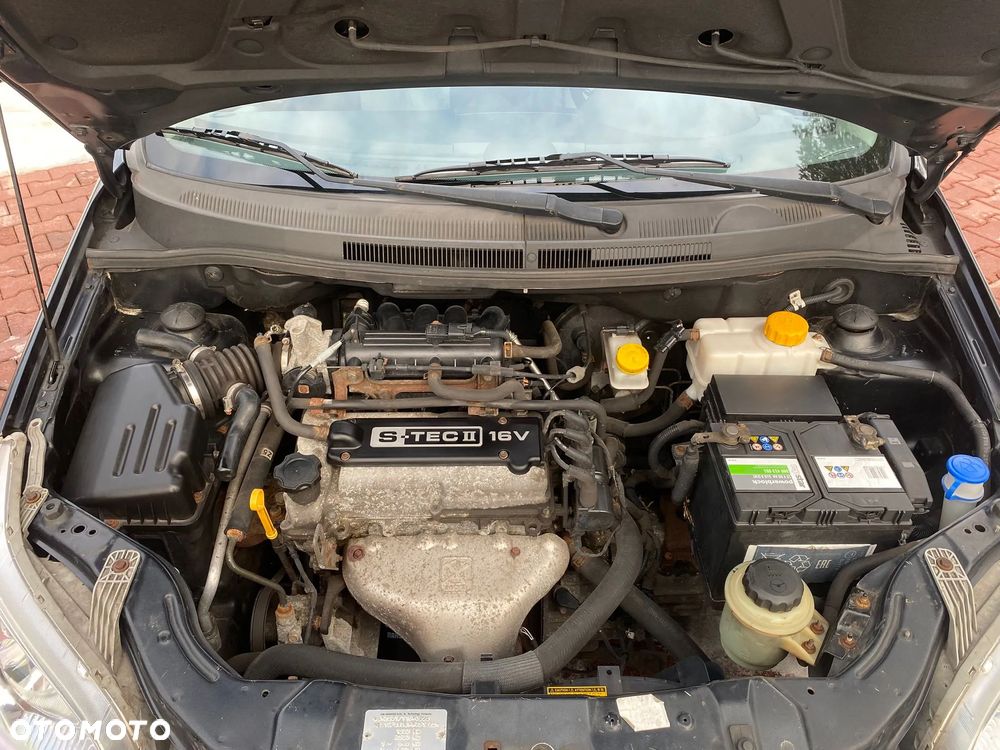 Chevrolet Aveo 1.2 LS - 13