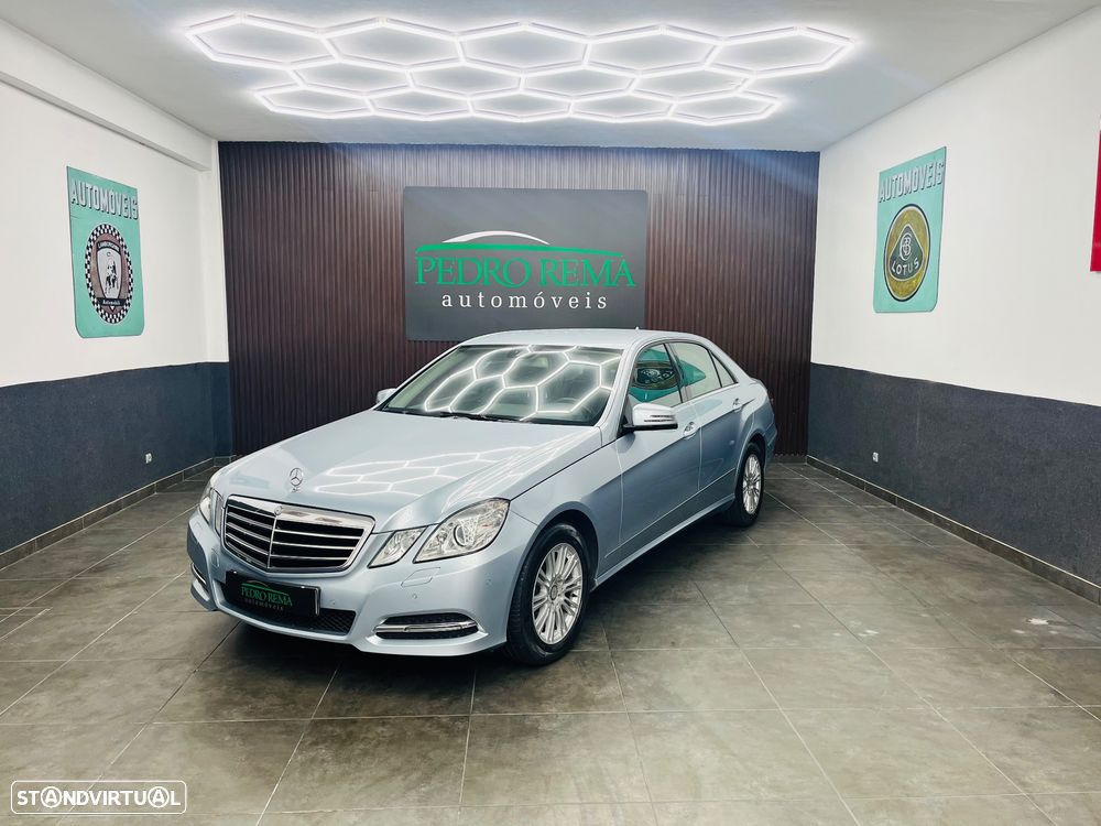 Mercedes-Benz E 300 BLUETEC Hybrid Avantgarde - 2