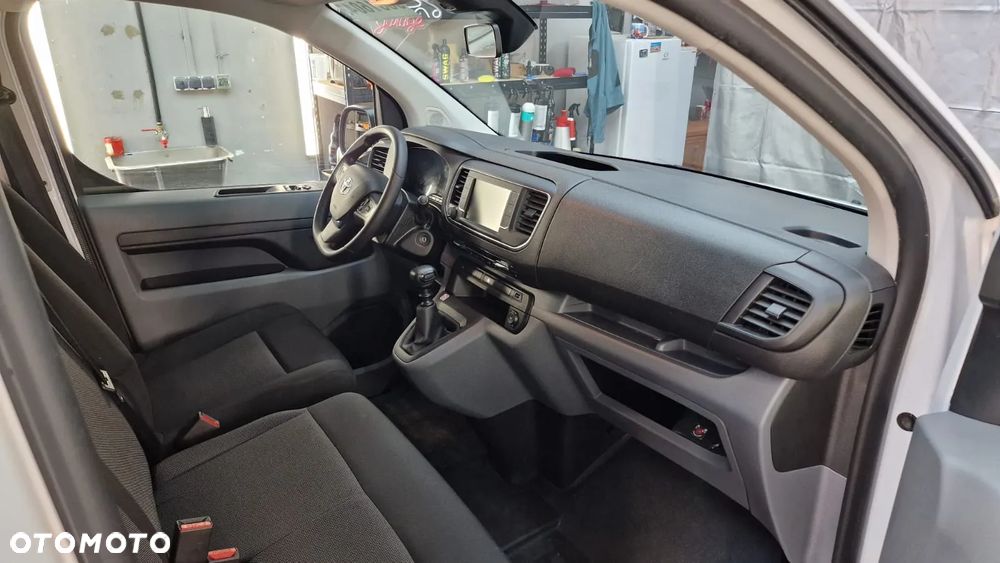 Toyota ProAce Kombi 2.0 D-4D Long 2,8t - 9
