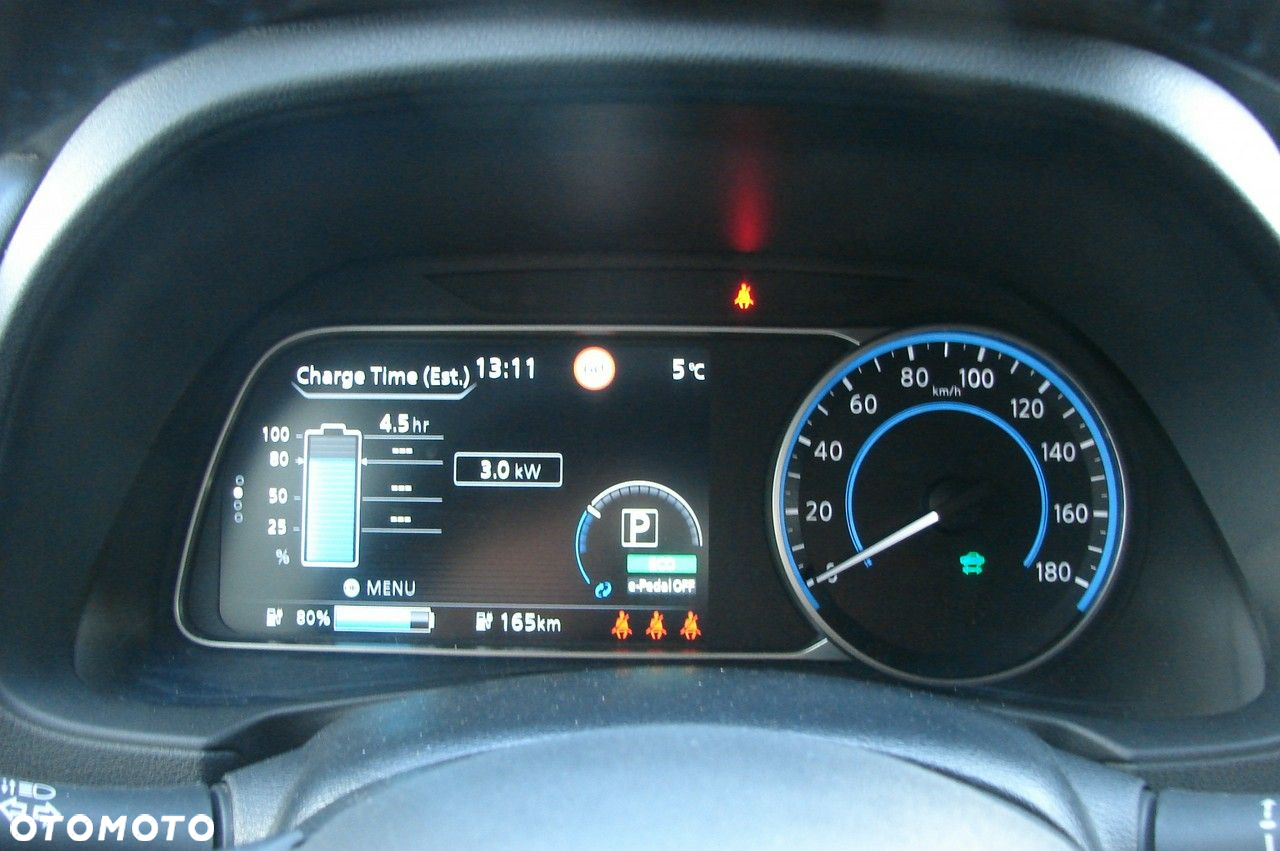 Nissan Leaf - 23