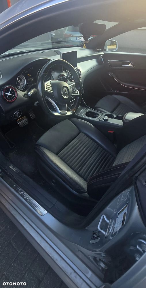 Mercedes-Benz CLA ver-250-4matic-7g--dct-sport - 9