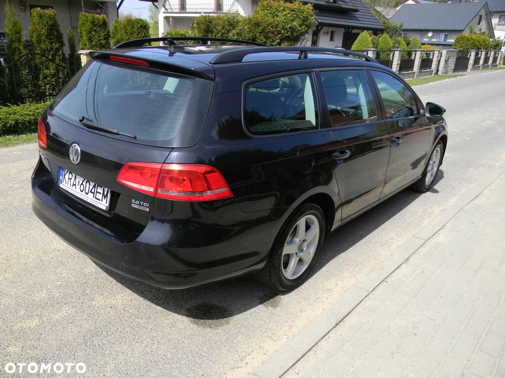 Volkswagen Passat 2.0 Blue TDI SCR Comfortline - 8