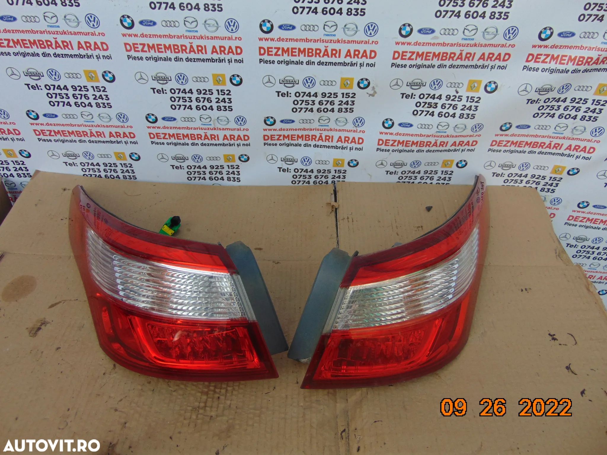 Stop renault Latitude stopuri spate stanga dreapta exterioare lampa tripla dezmembrez - 1