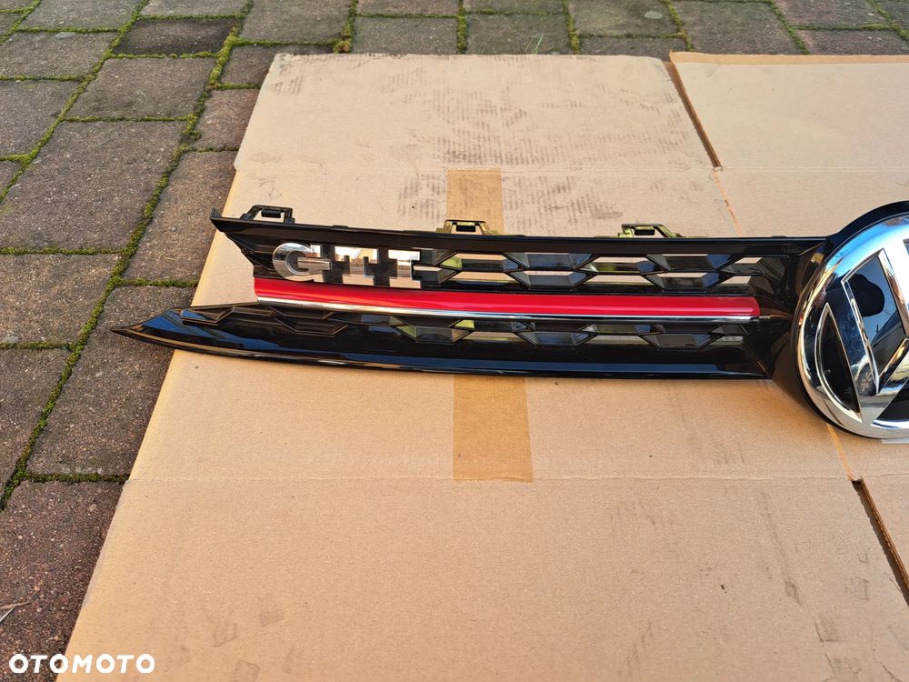 Volkswagen Polo VI gti grill atrapa chłodnicy 2G0853651J 2017- - 3