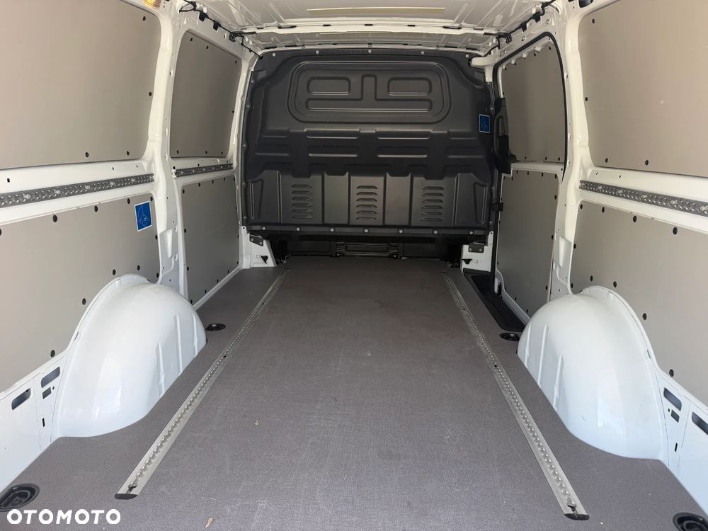Mercedes-Benz Vito 114 Nowy Model  uszkodzony - 9