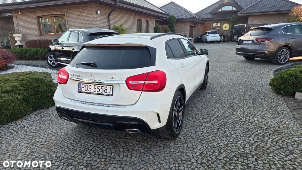 Mercedes-Benz GLA 200 d 4-Matic AMG Line - 7