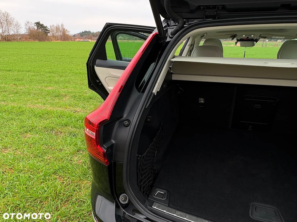 Volvo XC 60 D4 Geartronic Inscription - 16