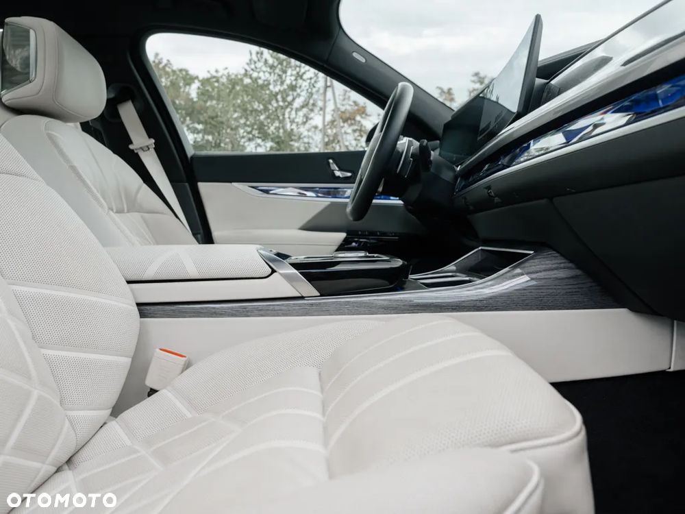 BMW Seria 7 740d xDrive - 18