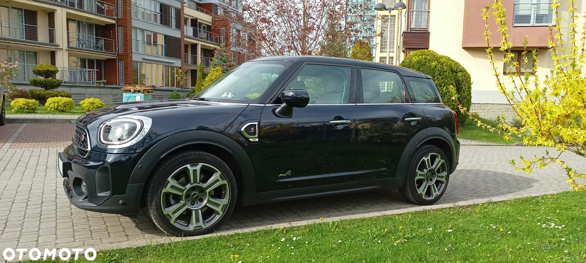 MINI Countryman Cooper S ALL4 Classic Trim - 2
