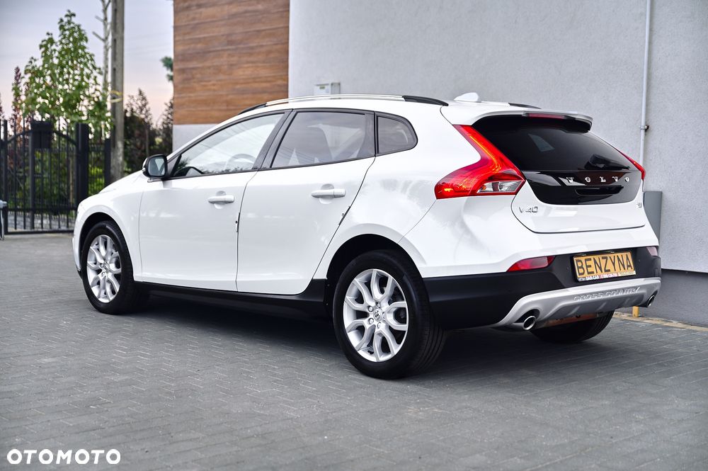 Volvo V40 Cross Country T4 AWD Geartronic Pro - 16
