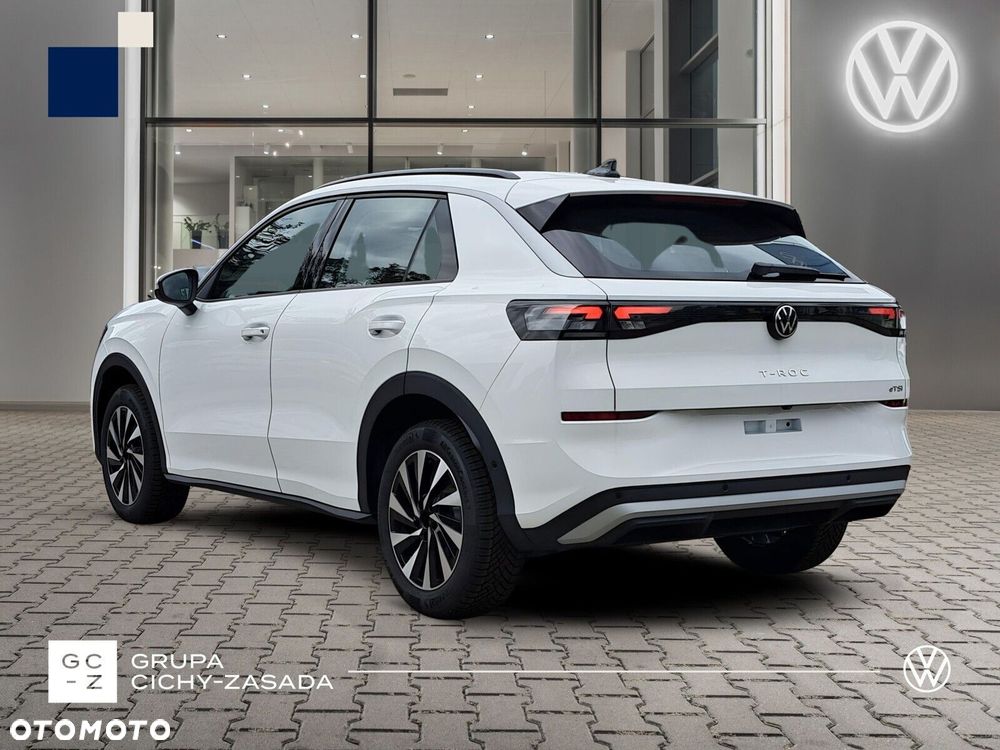 Volkswagen T-Roc - 4