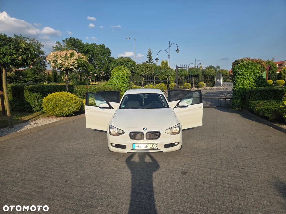 BMW Seria 1 116d DPF Edition Sport - 2