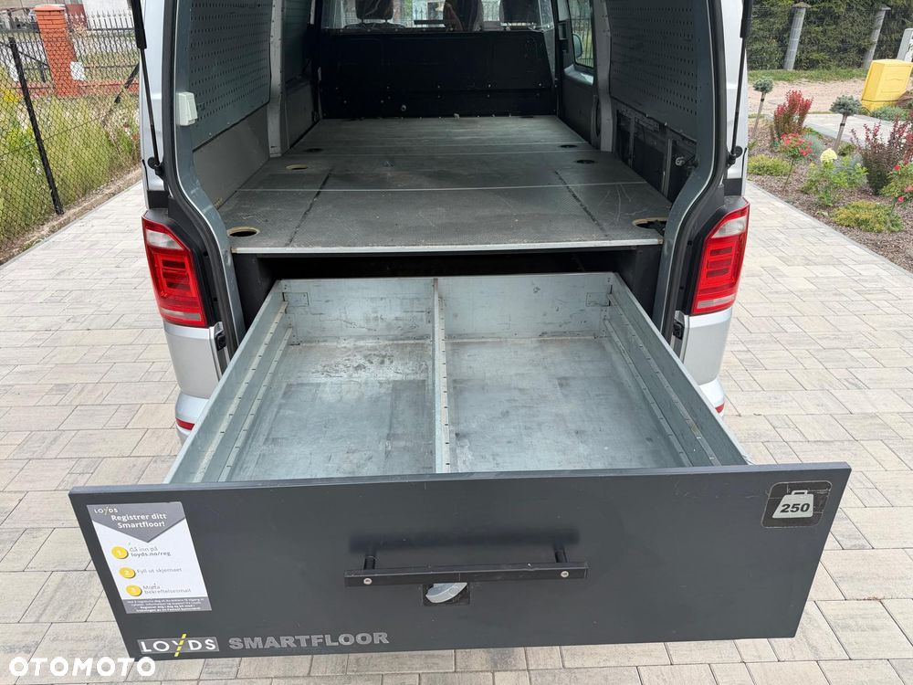Volkswagen transporter - 8