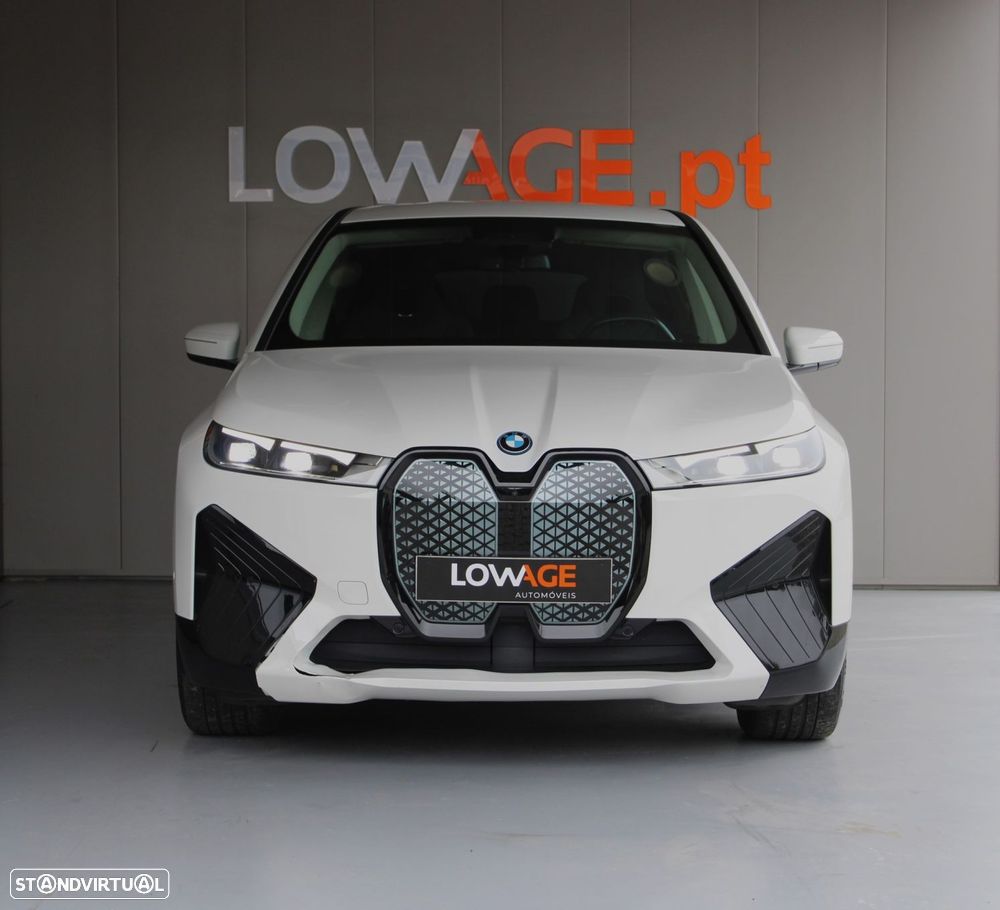 BMW iX xDrive 40 - 20