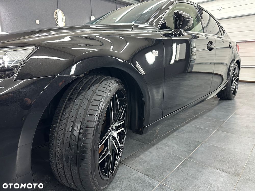 Lexus IS ver-300h-style-edition - 40
