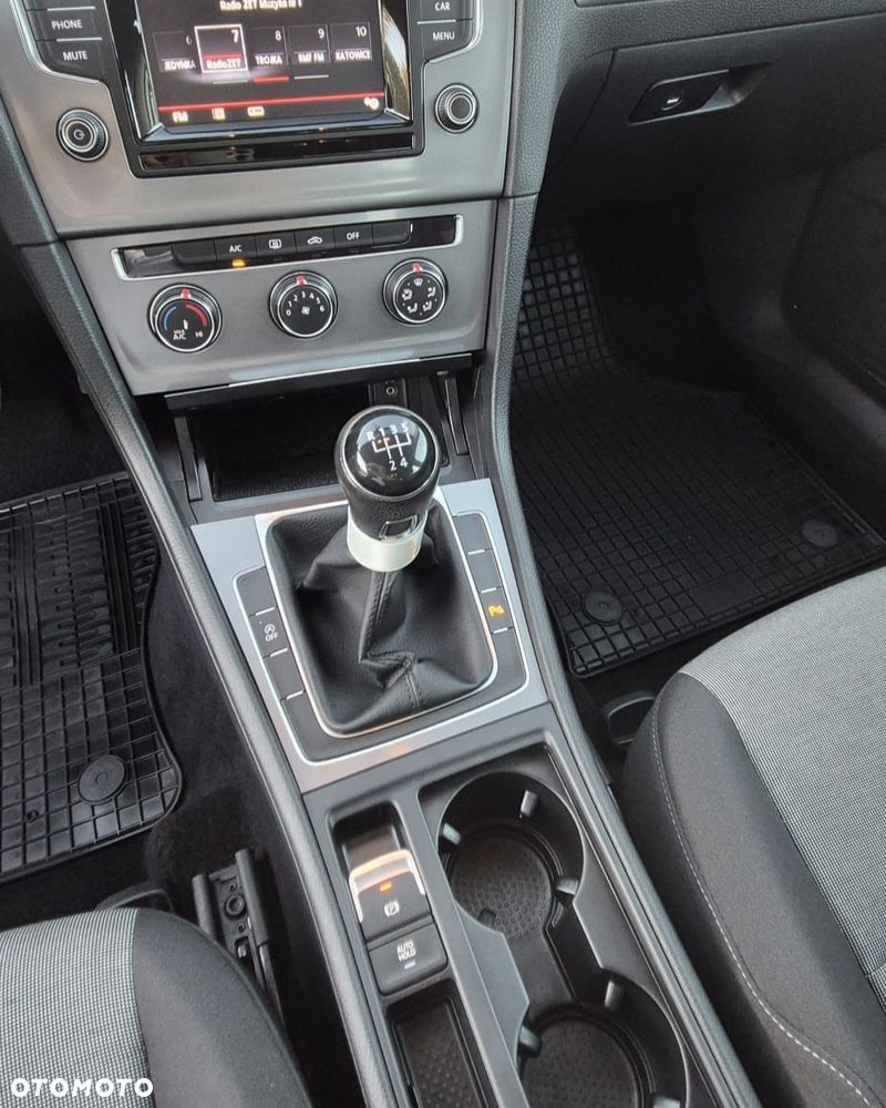 Volkswagen Golf 1.6 TDI BMT Trendline - 25