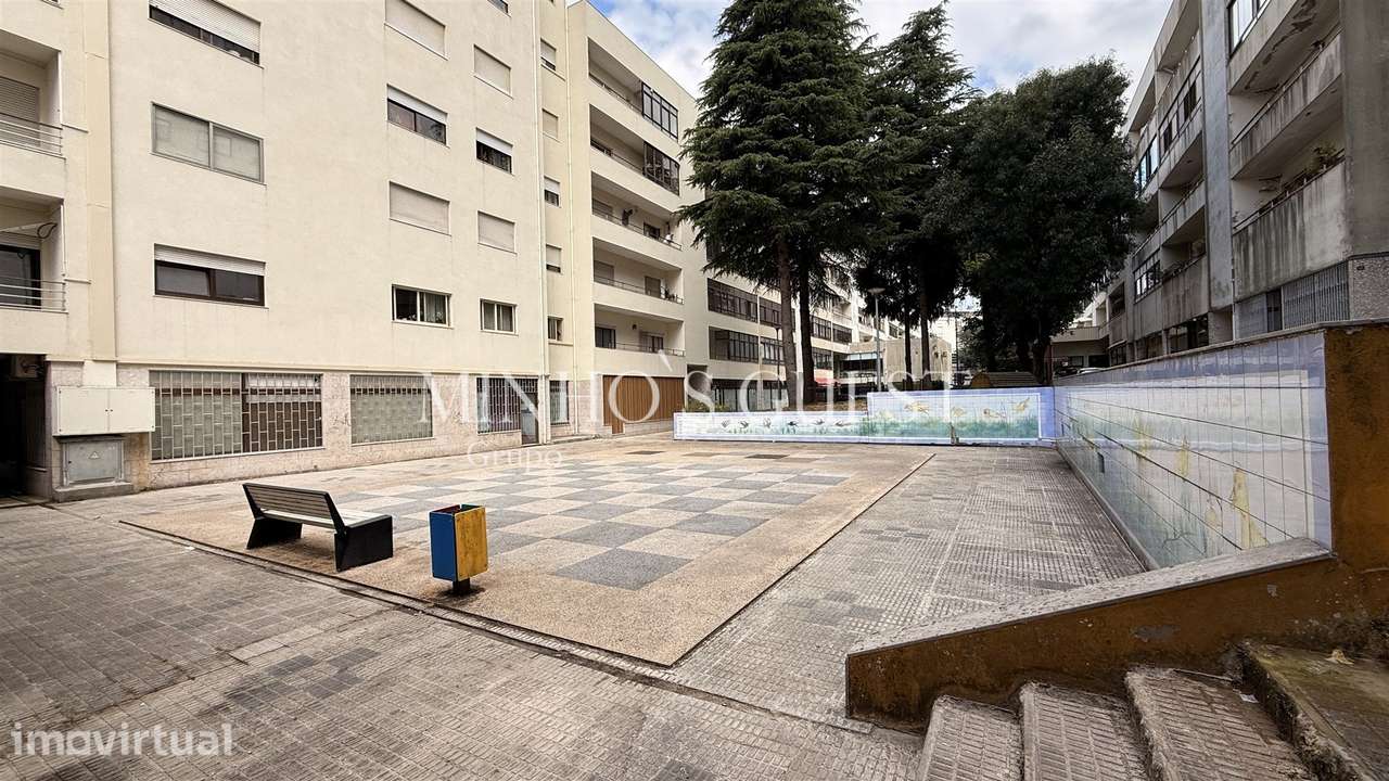 Apartamento T2 (Novo) c/ AC Bosch - Braga Centro - Grande imagem: 5/21
