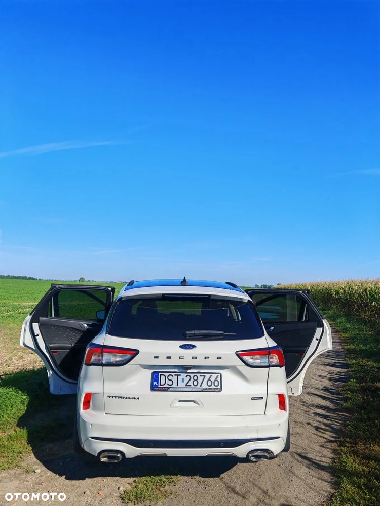 Ford Kuga 2.5 FHEV AWD Titanium X - 22