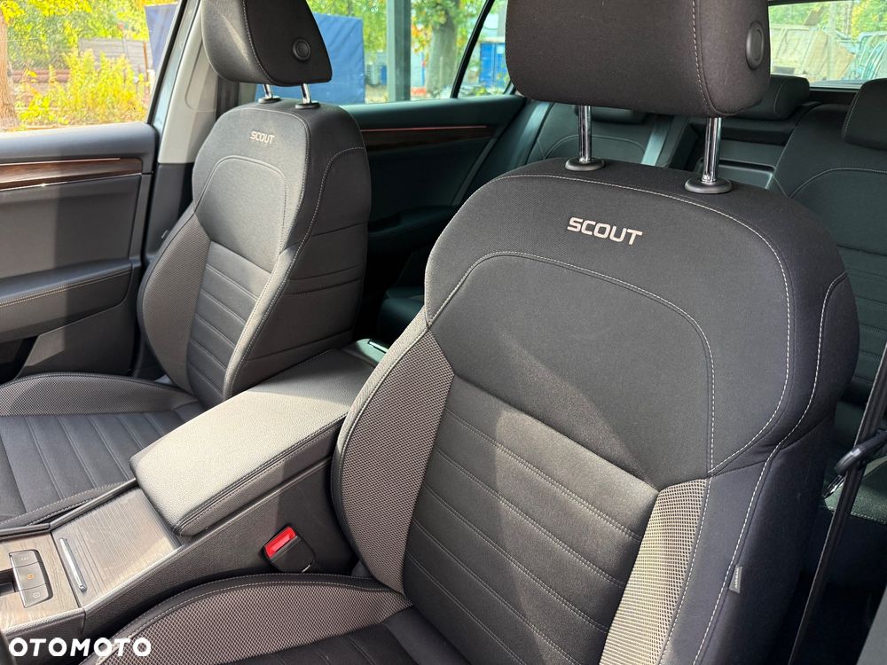 Skoda Superb 2.0 TSI 4x4 DSG Scout - 12