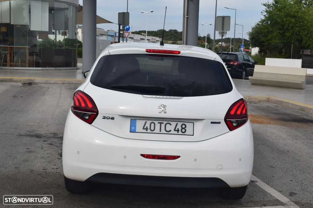 Peugeot 208 1.2 PureTech Style - 5
